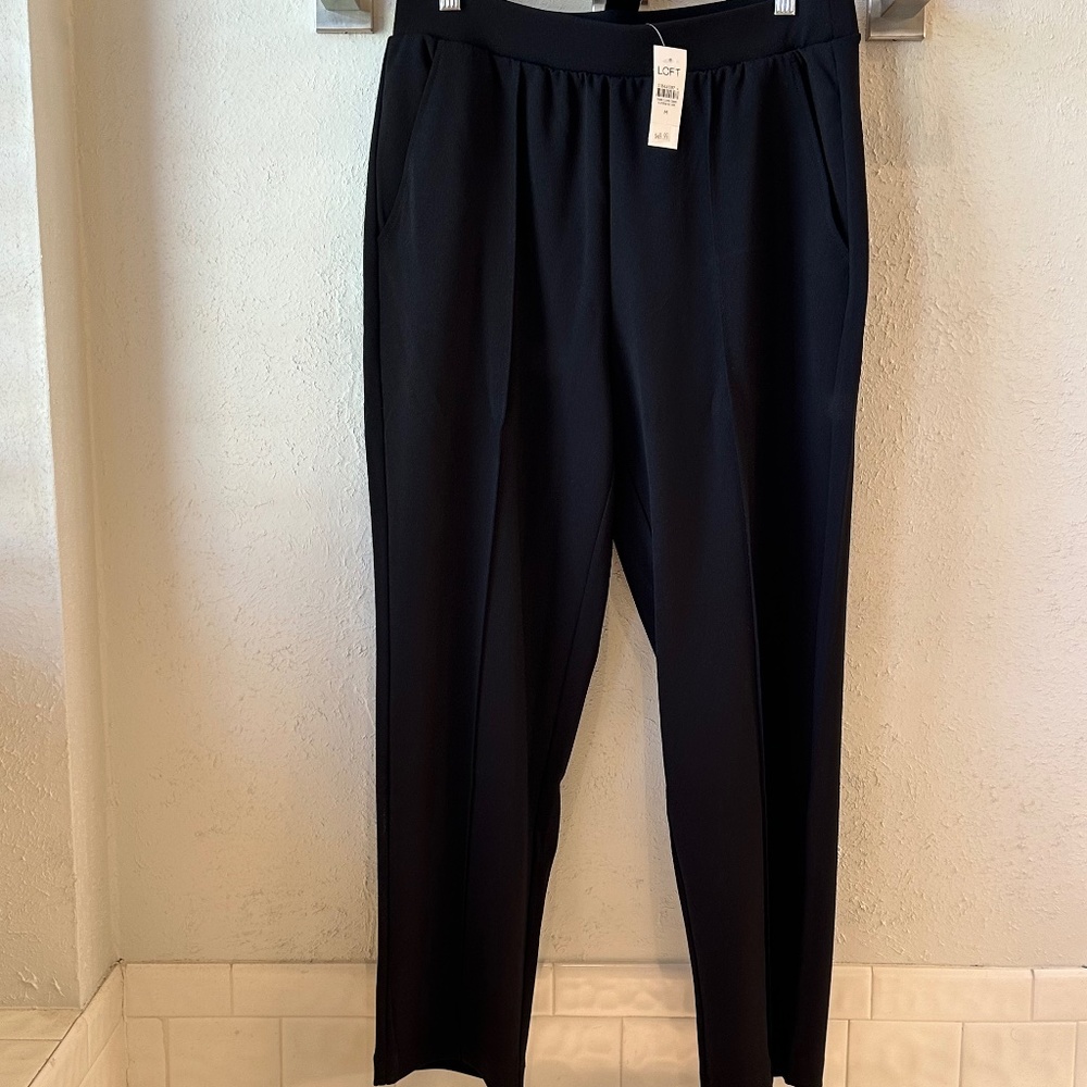 Pull on black knit loft pants